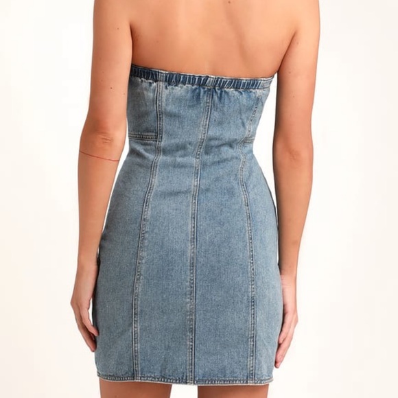 NWT MINKPINK Easy Does It Light Wash Denim Strapless Mini Dress - Picture 2 of 7